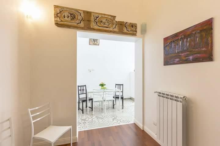 Capo Domus Bed and Breakfast Palermo Buitenkant foto